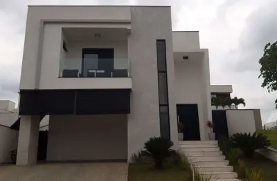 Casa de condomínio para venda possui 350 metros quadrados com 5 quartos