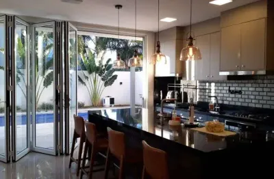 Casa de condomínio para venda com 365 metros quadrados com 3 quartos