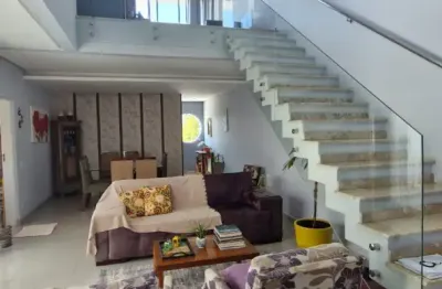 Casa completa 273m² com piscina no horizontes de sorocaba - 3 quartos