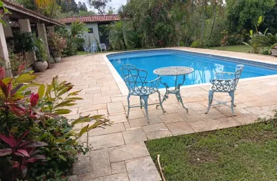 Chácara 4.000m² em sorocaba - casa 250m², piscina, churrasqueira, poço artesiano e campinho - lazer completo!