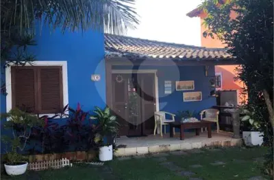 Condomínio com 3 quartos à venda em praia rasa - rj