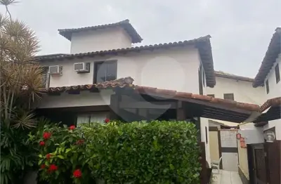 Casa em condomínio fechado com 3 quartos à venda no Geribá, Armação dos Búzios 