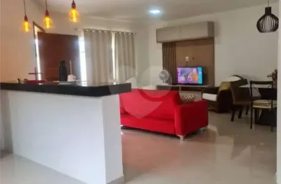 Casa em condomínio fechado com 3 quartos à venda no Peró, Cabo Frio 