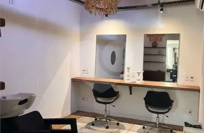 Sala comercial para alugar na Praia Rasa, Armação dos Búzios 