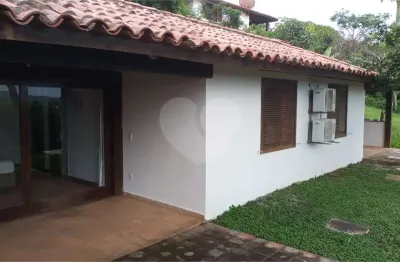 Condomínio com 3 quartos para locação em ferradura - rj