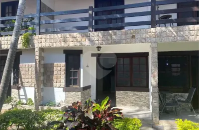Casa em condomínio fechado com 2 quartos à venda no Portinho, Cabo Frio 
