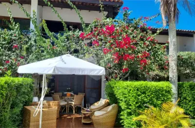 Casa em condomínio fechado com 2 quartos à venda na Marina, Armação dos Búzios 