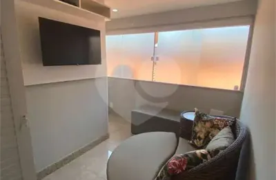 Triplex com 2 quartos à venda em centro (mangue) - rj