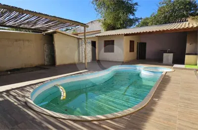 Casa com 4 quartos para alugar na Marina, Armação dos Búzios 