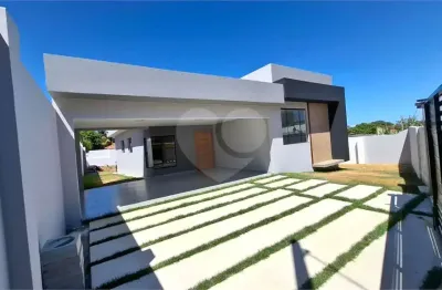 Terreno em condomínio fechado à venda no Balneário São Pedro, São Pedro da Aldeia 