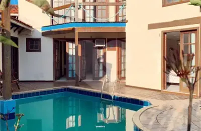 Prédio à venda na Praia Grande, Arraial do Cabo 