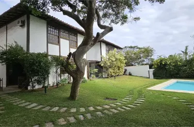 Casa em condomínio fechado com 4 quartos à venda no Geribá, Armação dos Búzios 