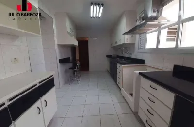 Aparamento no campo belo, 138m² planta de 3 dormitórios, mas estendeu 1 quarto para sala, e ficou 2 dormitórios, sendo 1 suíte, closet, 2 vagas de gar