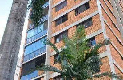 Local nobre de  moema lado pássaros,  reformado de bom gosto, confortado 3 dormitórios,1 suíte ,closet e varanda ,3 vagas demarcadas ,gerador, sp