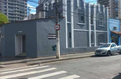 Loja  com 6 salas e 3 banheiros , próximo a avenida jabaquara e luiz goês , metrô santa cruz sp.