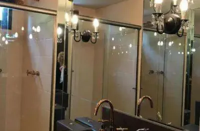 Studio decorado na vila nova Conceição,decorado com 1 Vaga de garagem.