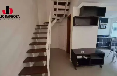 Duplex com 1 dormitório, 70m2,totalmente mobiliado,com 1 vaga de garagem