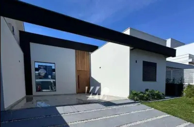 Casa com piscina e 3 quartos e suíte na bela vista - imv