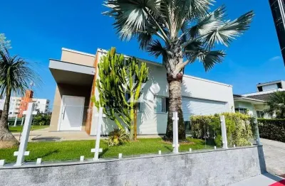 Casa com 4 quartos à venda na Rua Flor Cheirosa, 106, Pedra Branca, Palhoça