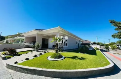 Casa com 3 quartos à venda na Rua Monte Cambirela, 455, Praia de Fora, Palhoça