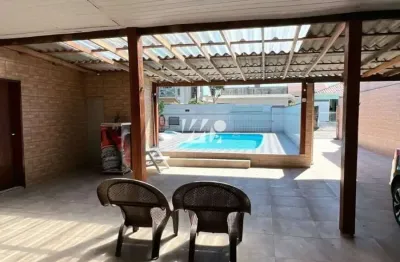 Casa 2 quartos podendo ser 3 com 1 suíte - passa vinte - imv