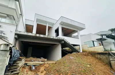 Casa alto padrão com 4 suítes em pedra branca - imv