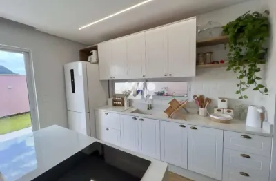Casa de 2 dormítórios com conceito americano no terra nova - palhoça - imv