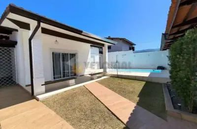 Casa com 3 quartos, 187 m², à venda por R$ 980.000,00 - Indaiá - Caraguatatuba/SP