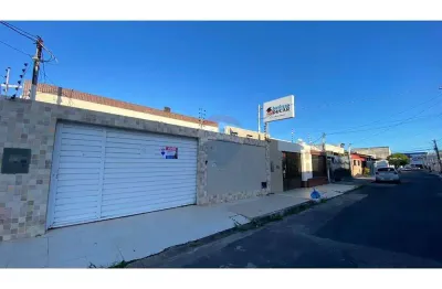 Casa com 3 quartos à venda no Grageru, Aracaju 