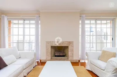 Apartamento com 3 quartos para alugar na Rua Lamenha Lins, 635, Centro, Curitiba