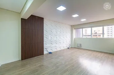 Sala comercial com 2 salas à venda na Rua Emiliano Perneta, 390, Centro, Curitiba