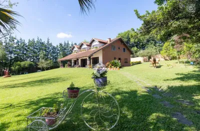 Chácara / sítio com 4 quartos à venda na Para Thomas Coelho, 950, São Miguel, Curitiba