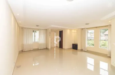 Casa com 3 quartos para alugar na João Karam, 136, Guabirotuba, Curitiba
