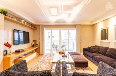 Apartamento com 3 quartos para alugar na Travessa Lange, 103, Batel, Curitiba