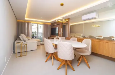 Apartamento com 3 quartos para alugar na Avenida Visconde de Guarapuava, 5395, Batel, Curitiba