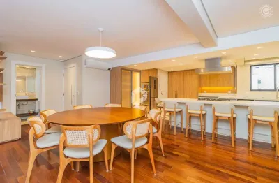 Apartamento com 3 quartos para alugar na Rua Simão Bolivar, 440, Juvevê, Curitiba