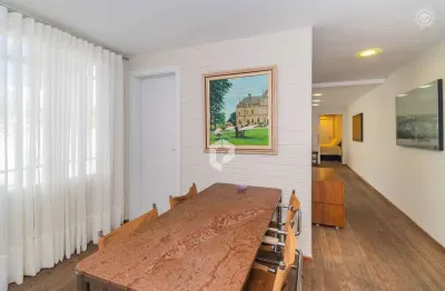 Apartamento com 2 quartos para alugar na Avenida Vicente Machado, 621, Batel, Curitiba