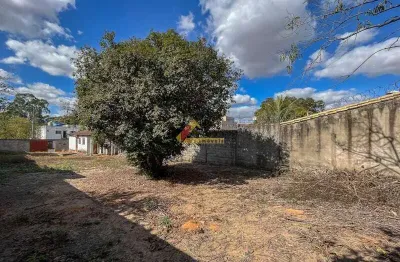 Terreno à venda no Bom Pastor, Divinópolis 
