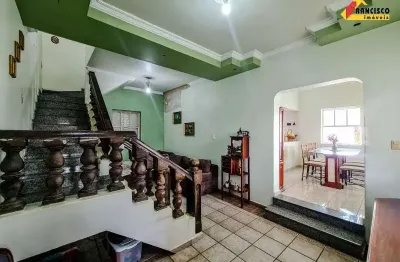 Casa à venda, 3 quartos, 1 suíte, 4 vagas, são josé - divinópolis/mg
