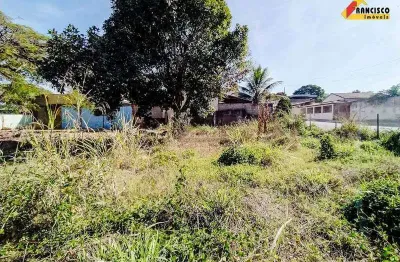 Terreno à venda no Oliveiras, Divinópolis 