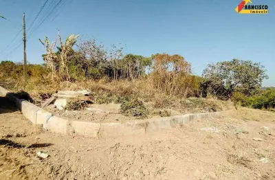 Terreno à venda no Santos Dumont, Divinópolis 