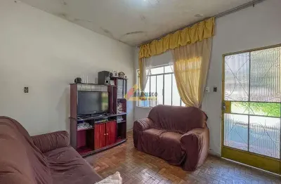 Casa à venda, 4 quartos, 3 vagas, interlagos - divinópolis/mg