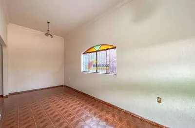 Casa à venda, 3 quartos, 1 suíte, 3 vagas, danilo passos - divinópolis/mg