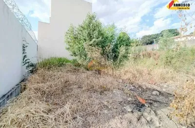 Terreno à venda no Padre Eustáquio, Divinópolis 