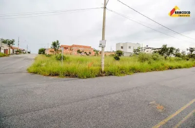 Terreno à venda no Residencial Lagoa Park, Divinópolis 