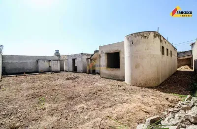 Casa à venda, 3 quartos, 1 suíte, 5 vagas, são luiz - divinópolis/mg