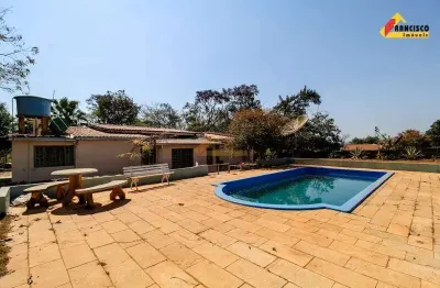 Chácara à venda, 3 quartos, 1 suíte, área rural de divinópolis - divinópolis/mg