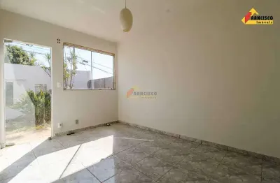 Casa à venda, 2 quartos, 2 vagas, nossa senhora de lourdes - divinópolis/mg