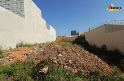Terreno à venda no São Roque, Divinópolis 