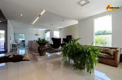 Casa à venda, 5 quartos, 1 suíte, 9 vagas, belvedere - divinópolis/mg